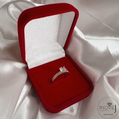 Alianças 4 mm diamantadas com chanfrado liso - Inove Joias