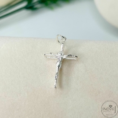Pingente crucifixo