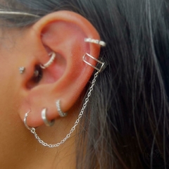 Brinco argola com corrente e piercing fake coração