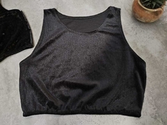 Top negro musculosa