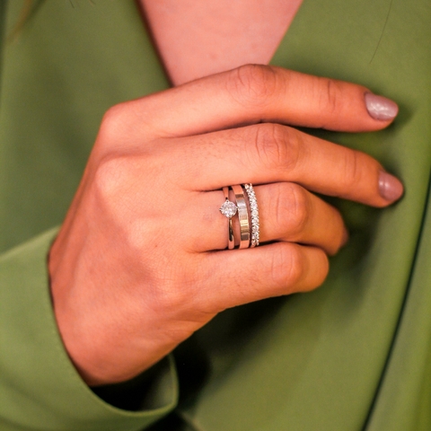 ANEL SOLITÁRIO CLASSIC PRATA