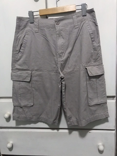 Bermuda masculina da Airwalk, tamanho 40.