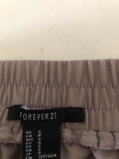 Saia da Forever 21, tamanho P. - Brechó USA Rudge