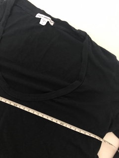 Blusinha manga longa da James Perse, tamanho 1 EUA, veste 36-39. - Brechó USA Rudge