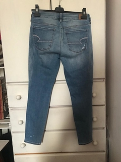 Calça jeans American Eagle, tamanho 8 USA, veste 42 Brasil. - Brechó USA Rudge