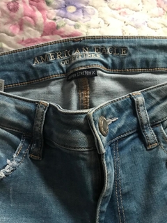 Calça jeans American Eagle, tamanho 8 USA, veste 42 Brasil. - comprar online