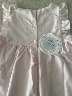 VESTIDO ROSA CON VOLADOS en internet