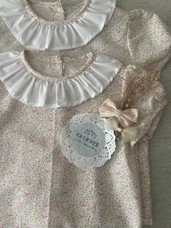 blusa de voile estampada con cuello blanco en internet