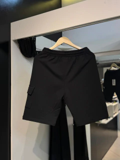 BERMUDA CARGO MOLETOM NIKE PRETO - comprar online