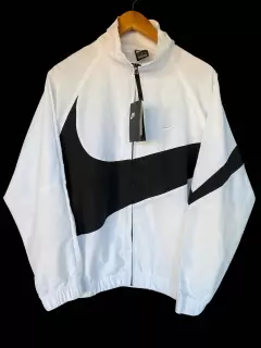 CORTA VENTO NIKE 2023- PRETO/BRANCO- SÍMBOLO