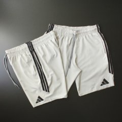 BERMUDA DRI-FIT ADIDAS BRANCO OFF- LINHA LATERAL