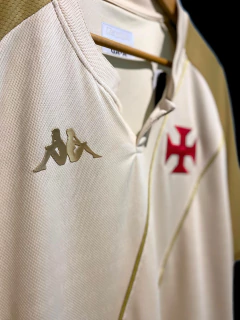 Imagem do Vasco IIl 24/25 Kappa Masculina - Bege/ GOLD