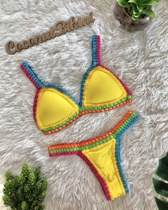 Biquíni de crochê dupla face (branco/amarelo) - loja online
