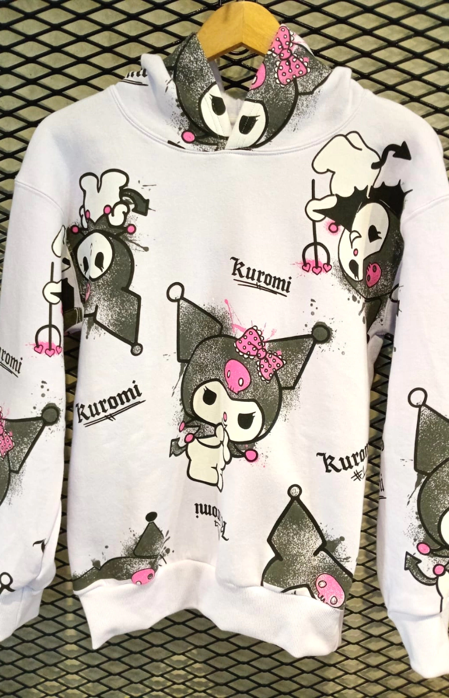 Buzo Frisa Kuromi (AA602)
