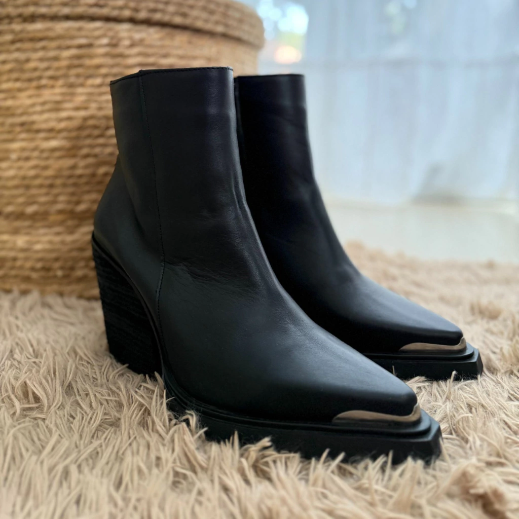 TEXANA CUERO EXOTICA NEGRO