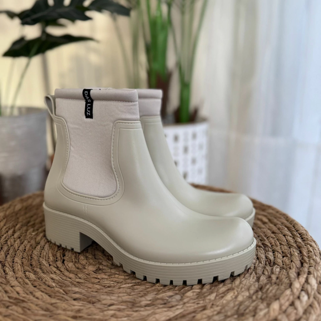 1210 BOTA NEO MANTECOL