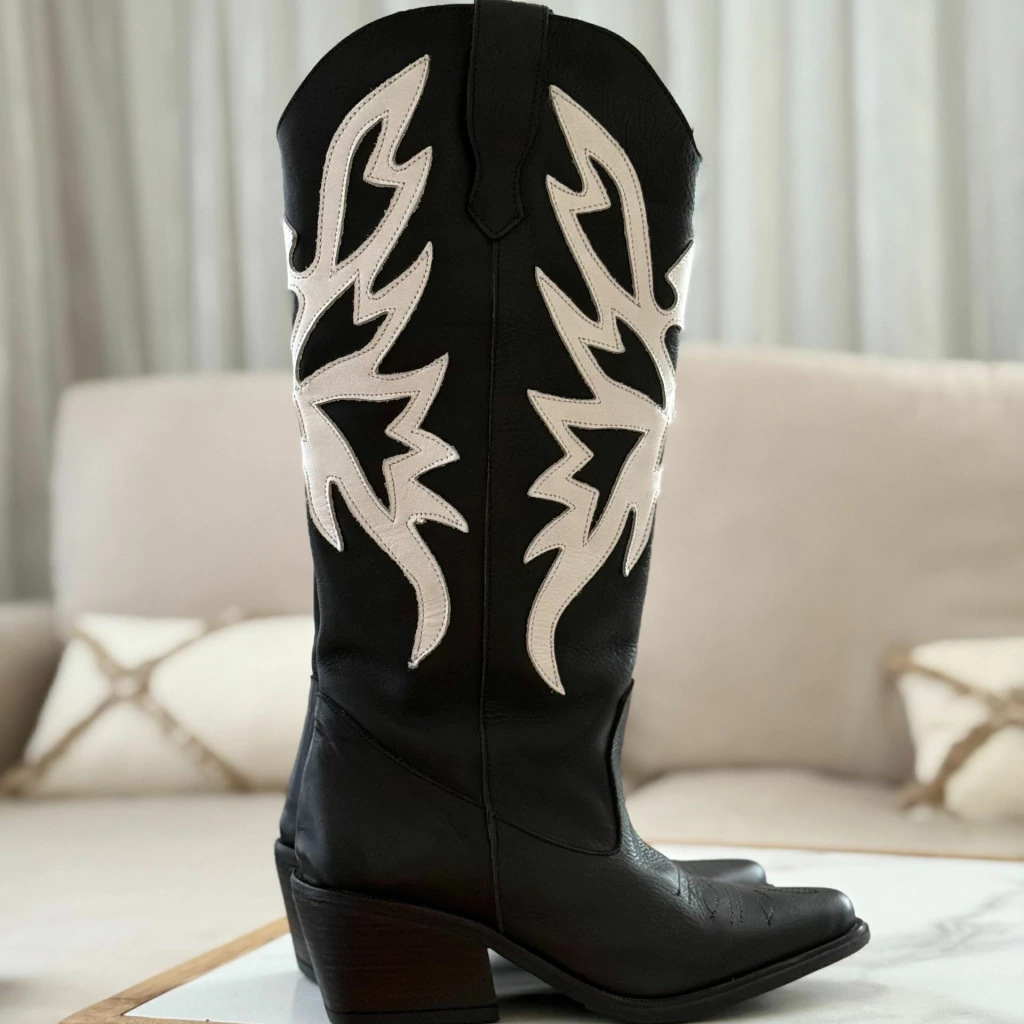 Texana cuero Charlotte negro