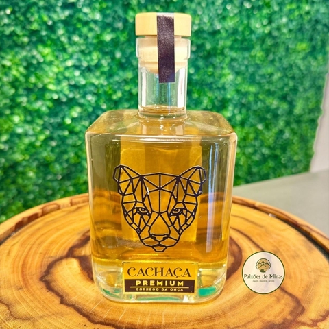 Cachaça Premium Corrego da Onça - 750ml - comprar online
