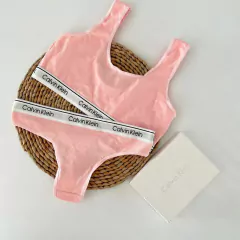 Imagen de Art: CKD6 | Conjunto top deportivo Calvin Klein