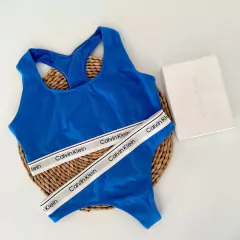 Art: CKD6 | Conjunto top deportivo Calvin Klein en internet