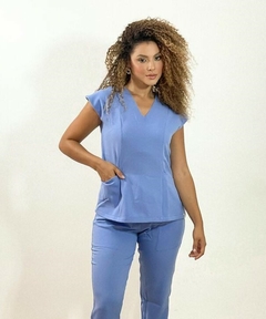 Scrub Nina