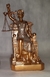 Imagem do Dama da Justiça 17 ou 18cm sentada no trono deusa Thêmis pequena cor bronze liso ou dourado acabamento efeito glitter prateado enfeite em resina