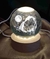 Imagem do Kit Bola de Vidro Cristalino Globo com imagem 3D e Base Luminária Led em Madeira Tipo Abajur USB VÁRIOS MODELOS a escolher