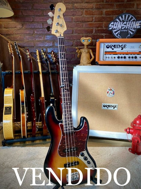 ***VENDIDO*** Fender Jazz Bass U.S.A. Highway One 2005 Sunburst