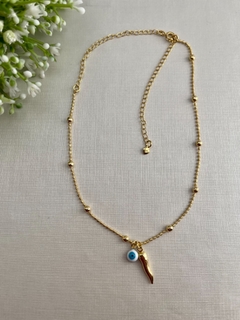 choker de bolinhas com pimenta e olho grego