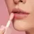 Kylie Skin Lip Oil en internet