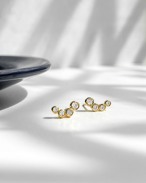 BRINCO MINI EAR CUFF ZIRCONIAS EMBUTIDAS [TAL.067]