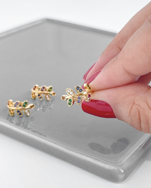 PIERCING FAKE FOLHAS CRAVEJADO COLORIDO [TAL.314]