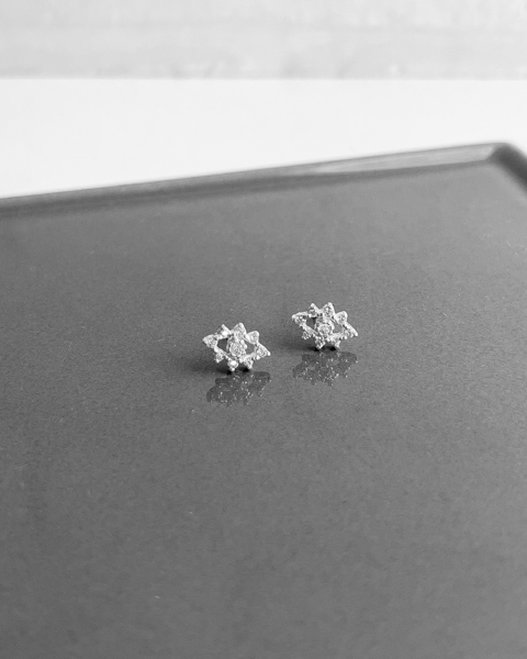 BRINCO OLHO GREGO CRAVEJADO [MX.035]