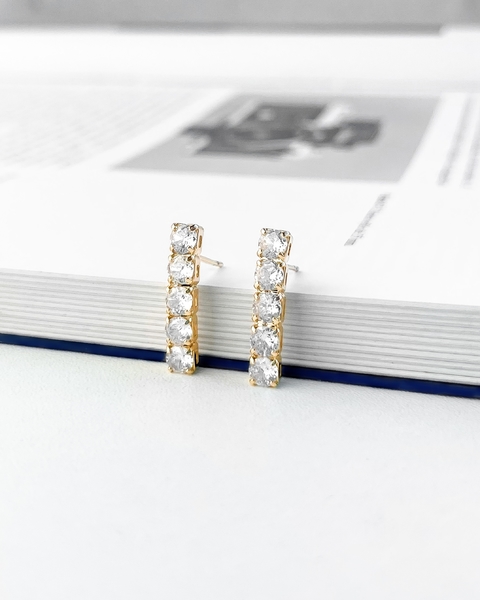 BRINCO EAR CUFF LINE COM ZIRCÔNIAS [TAL.120]