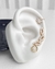 BRINCO EAR CUFF SAFIRA COM FOLHAS CRAVEJADAS CRISTAL [TAL. 212] - Mar em Prata