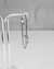 BRINCO ARGOLA CRISTAL COM CORRENTE E ZIRCÔNIA RETÂNGULAR [BQ.138] - Mar em Prata