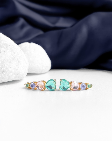 BRINCO EAR HOOK CORAÇÃO ZIRCÔNIAS COLORIDAS [TAL.326]