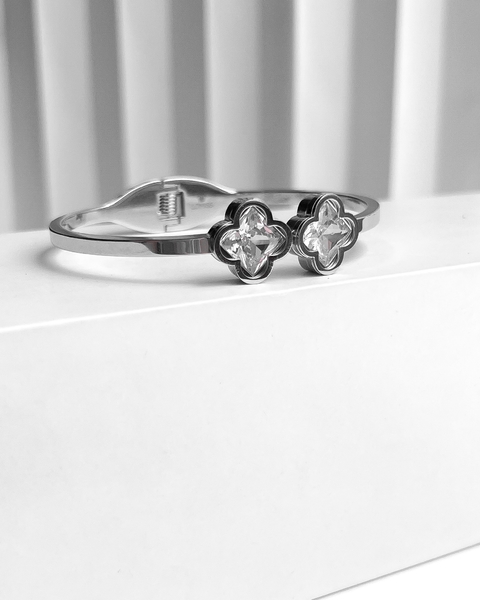 BRACELETE INSPIRAÇÃO GRANDES GRIFES TREVO DUPLO [TAL.194]