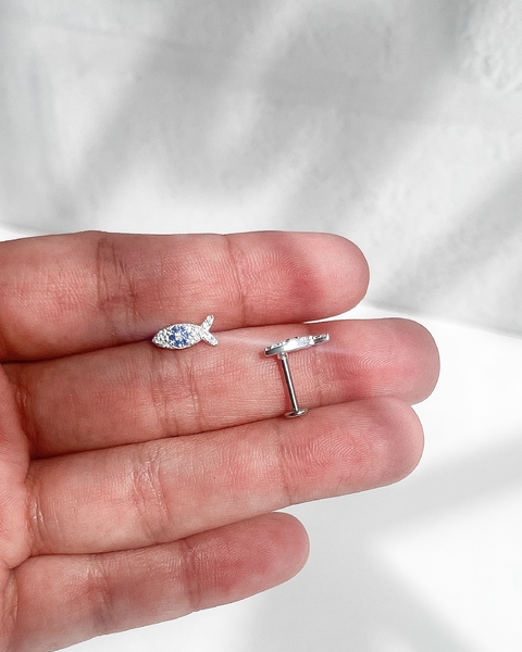 PIERCING FURO PINO PEIXE OLHO GREGO CRAVEJADO [VE.066]