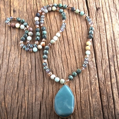 Colar Pingente Gota de Pedras Naturais