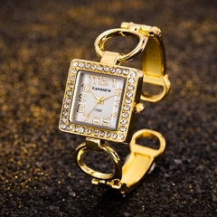 Relógio Bracelete Strass Lux na internet