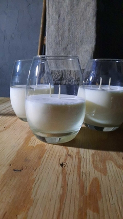 VELA DE SOJA CECILY M en internet