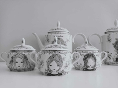 AZUCARERA DE PORCELANA ILUSTRADA A MANO