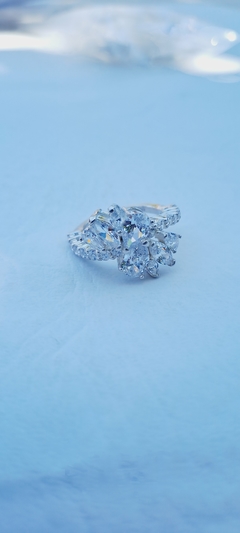 ANILLO QUEEN BCO 13