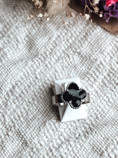 Flor negra - comprar online
