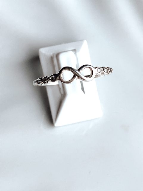 Infinito con Cubic 21