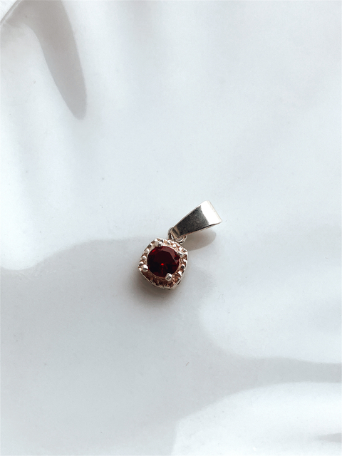 Cubic Rojo