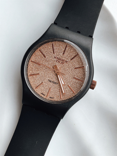 Reloj Fondo Gliter Malla Caucho Negra - comprar online
