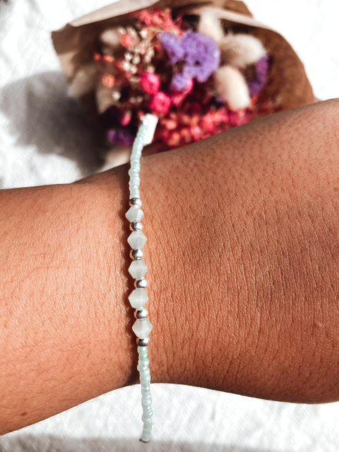 Pulsera bolitas verde agua - comprar online