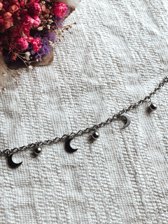 Pulsera con dije lunitas - comprar online